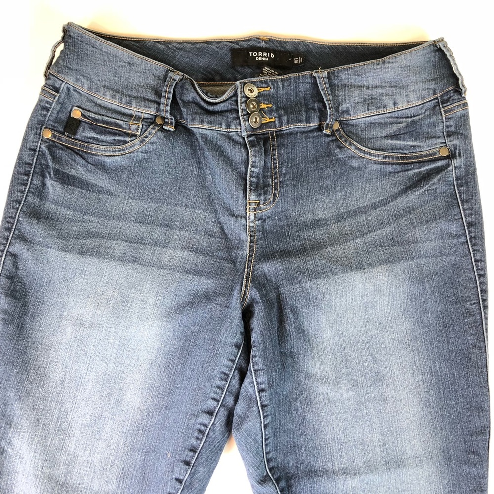 Torrid Jeans size 18 tall - Picture 5 of 7